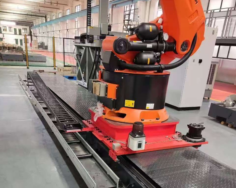 可踩踏全封閉大負(fù)載機(jī)器人行走軌道